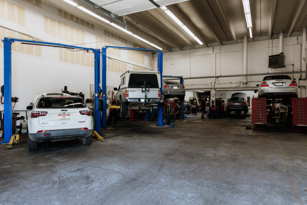 Mechanic garage